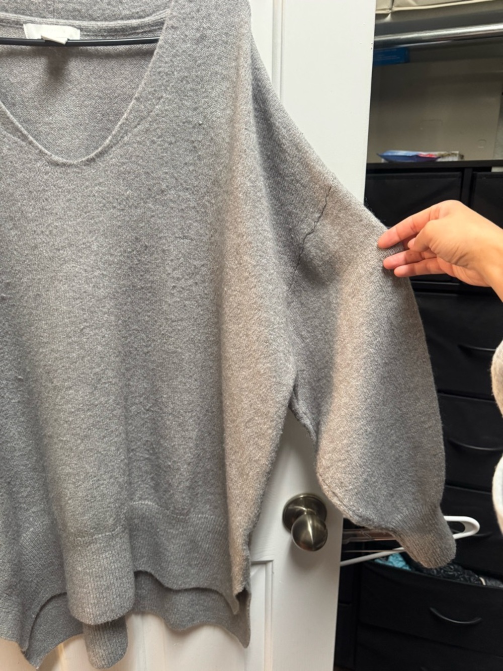 H&M Gray Crewneck Oversized Sweater - Picture 3 of 11